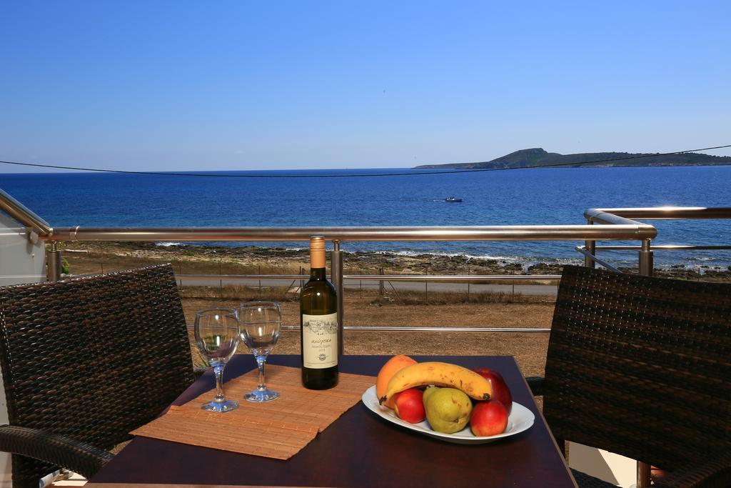 Faros Luxury Suites Marathopoli Exterior photo