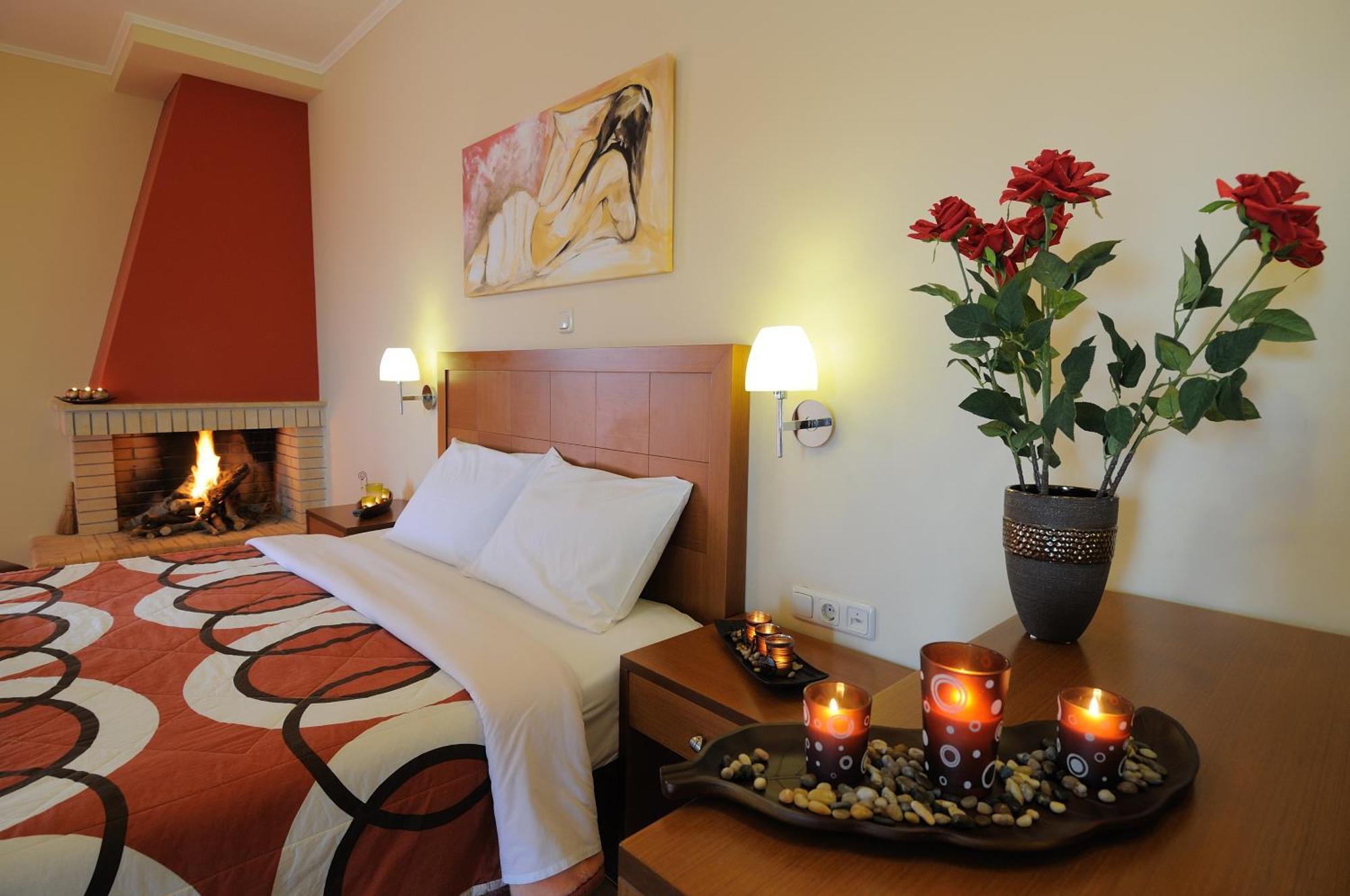 Faros Luxury Suites Marathopoli Exterior photo