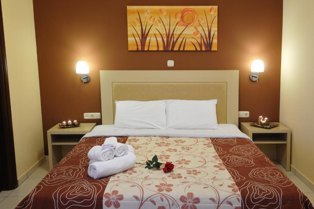 Faros Luxury Suites Marathopoli Exterior photo