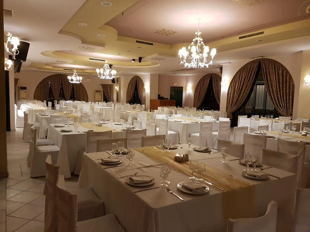 Faros Luxury Suites Marathopoli Exterior photo